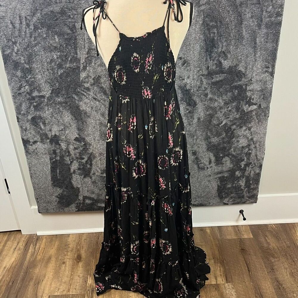 Free People intimately Garden Party Maxi Dress Tiered Smocked Women's M Black * - Picture 7 of 12